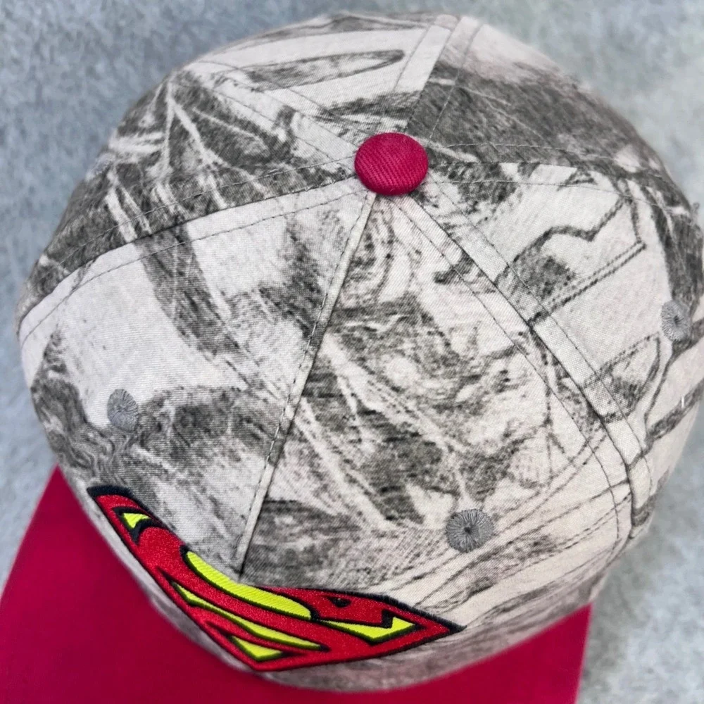 Superman Shield Logo Youth Red Grey DC Comics Snapback Hat Graphic Print OSFM